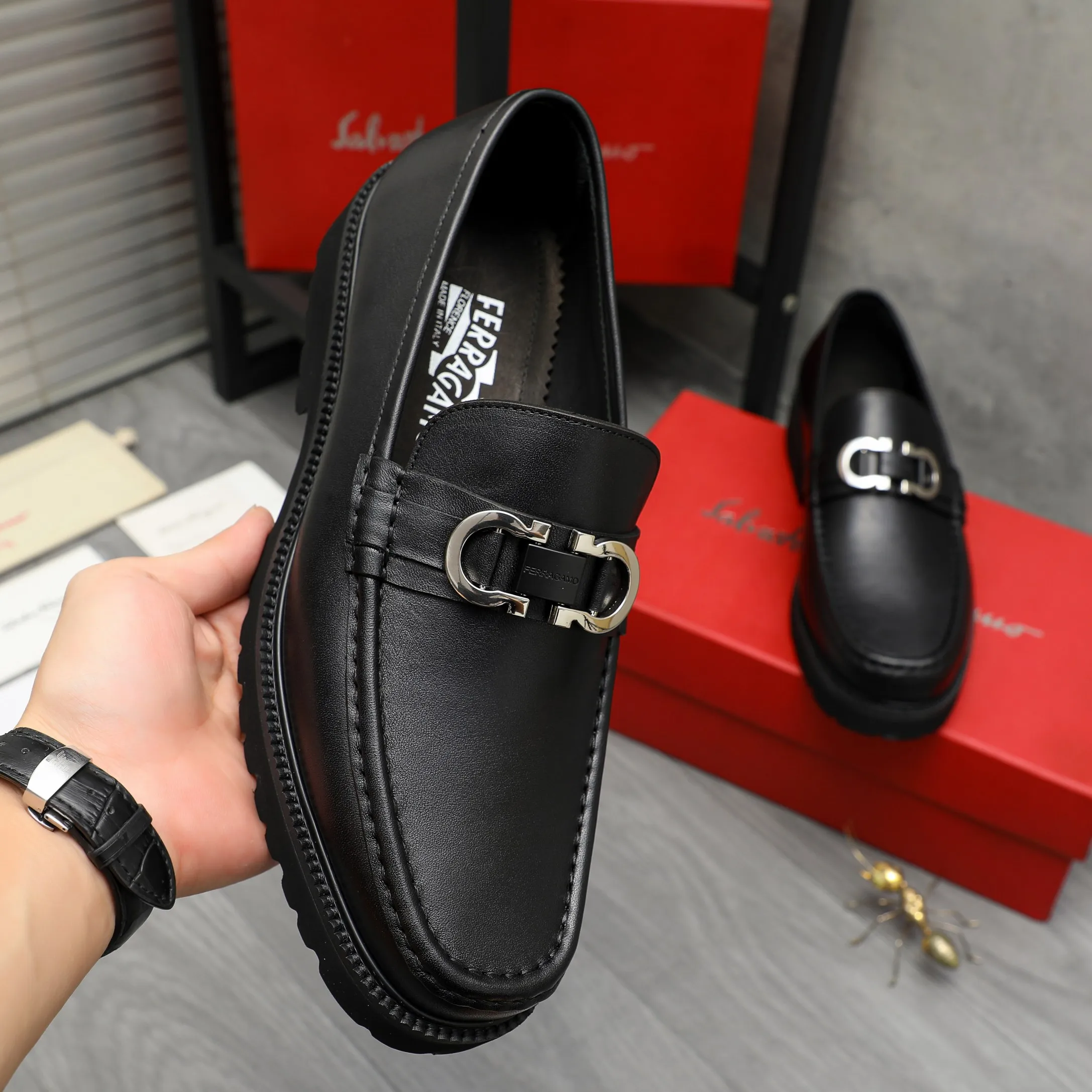 Men's shoes 💰540 Product trademark: Ferragamo "Ferragamo" business slip-on leather shoes Regular size: 38-44 (45.46 custom-made, non-refundable) Product materials: Selected high-quality cowhide upper, cowhide lining, original outsole